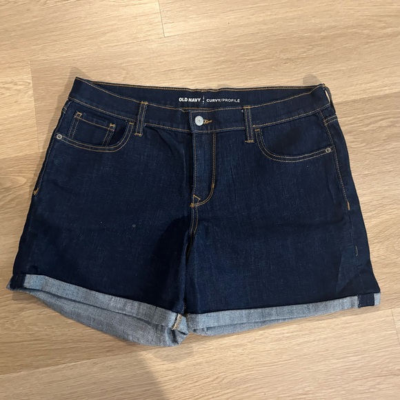 Old navy curvy profile Jean shorts - Picture 1 of 6